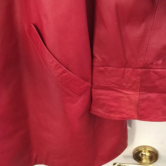 FINAL MARKDOWN Ladies avanti red leather swing coat medium - Picture 8 of 11